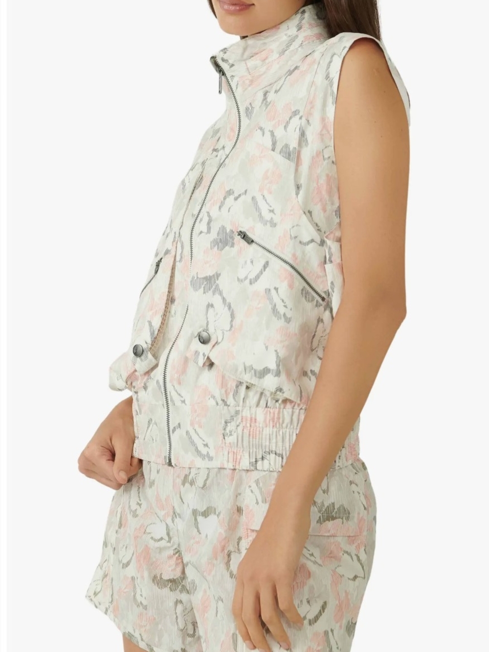 Free People Sleeveless Zip-Up Vest in Soft Pink, Gray & Cream Floral Print